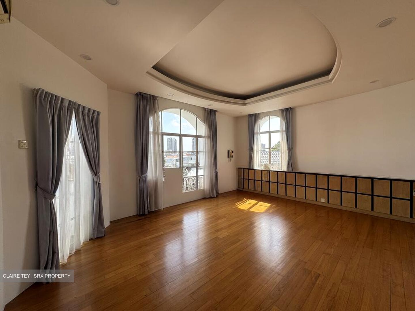 East Coast Hill (D16), Semi-Detached #524631641